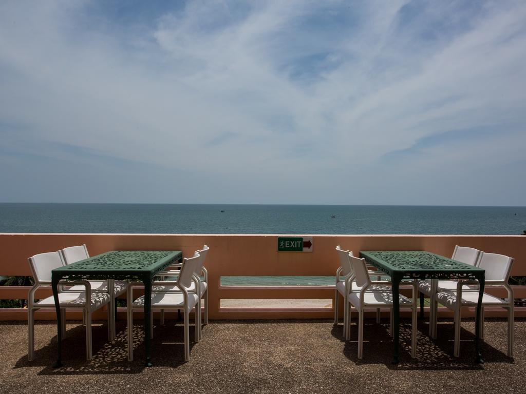 Sailom Hotel Hua Hin - Sha Extra Plus Exterior photo