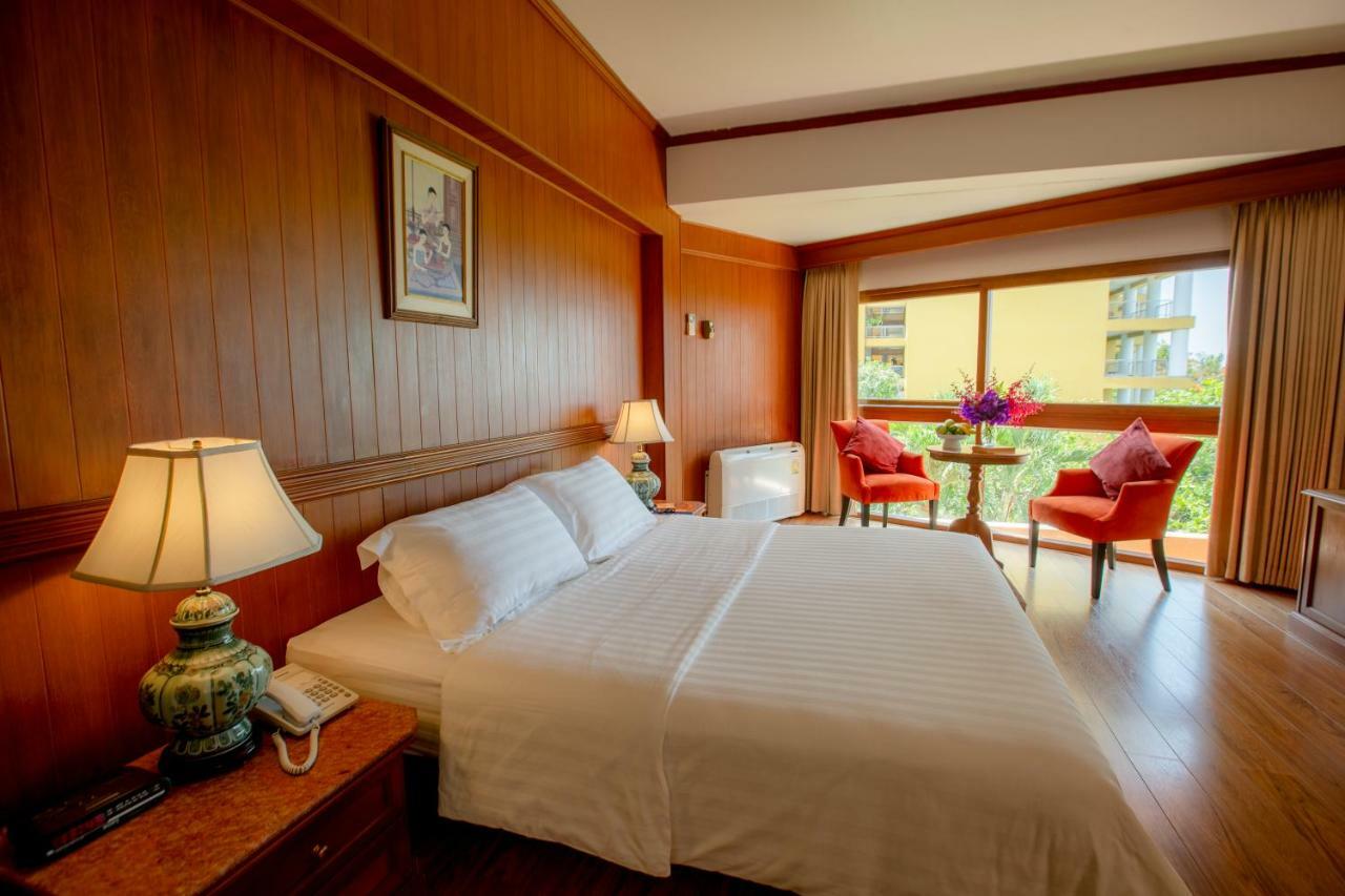Sailom Hotel Hua Hin - Sha Extra Plus Exterior photo